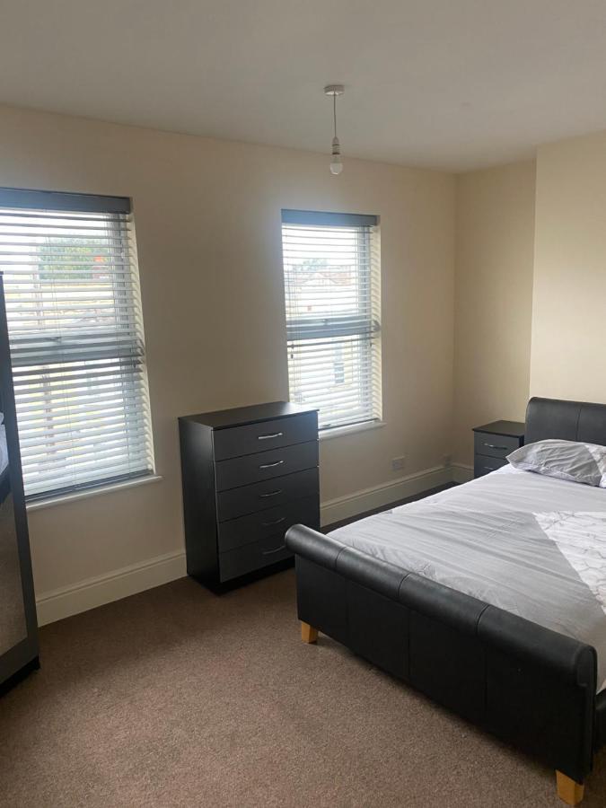 Spacious 4 Bedroom House Near Stokes Croft!! Central!!! Bristol Zewnętrze zdjęcie